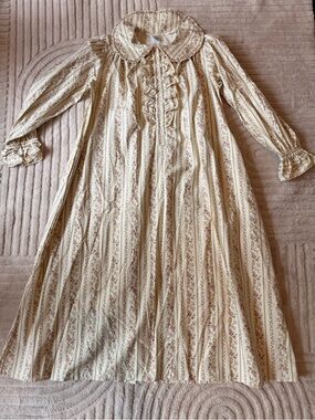 80’s/90’s Vintage Laura Ashley Nightgown NWT